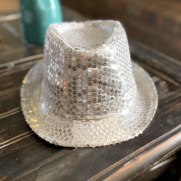 Accessories - Silver Sequin Fedora